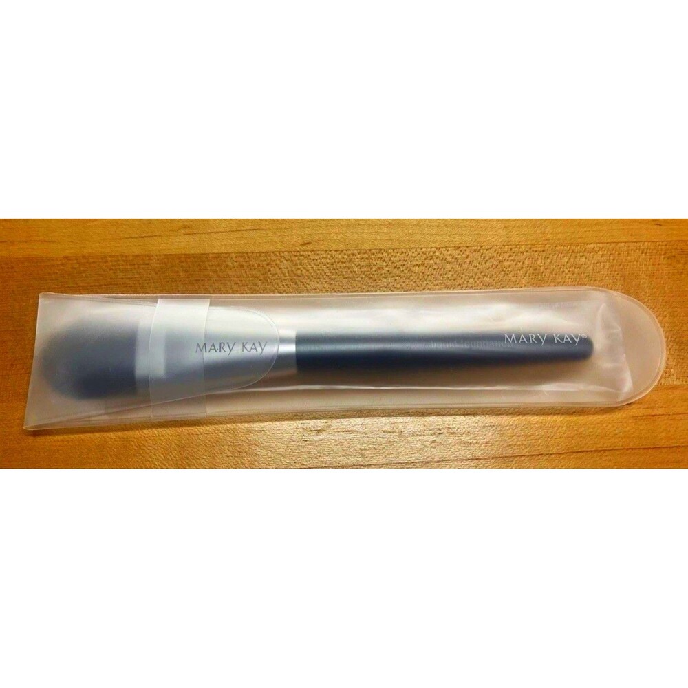 Mary Kay Liquid Foundation Brush Discontinued New In Plastic Sleeve